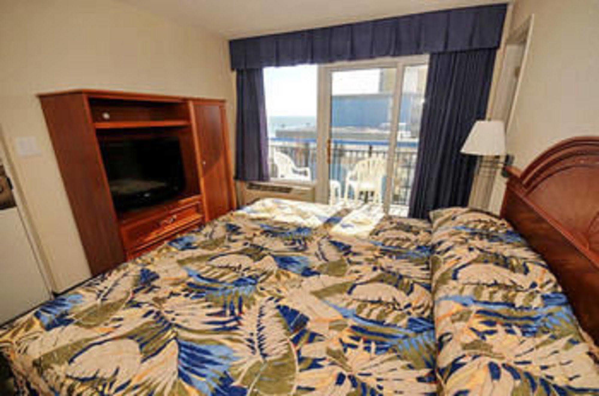 Boardwalk Beach Resort Myrtle Beach Exterior photo